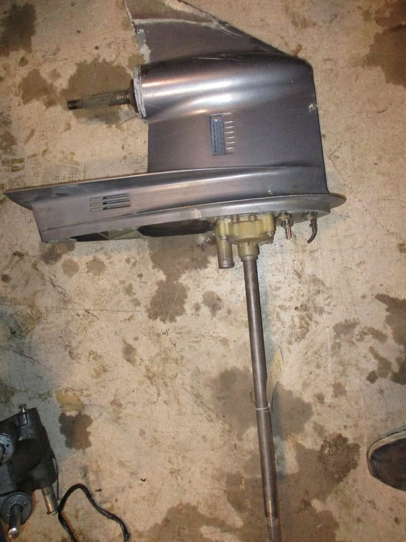 Yamaha 115hp 2 stroke outboard lower unit with 20" shaft