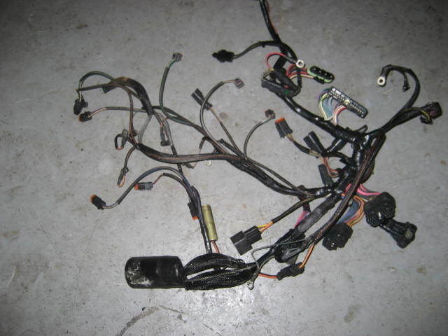 Johnson Evinrude Ficht 150 hp or 175 hp Motor Cable Wiring Harness 0586330