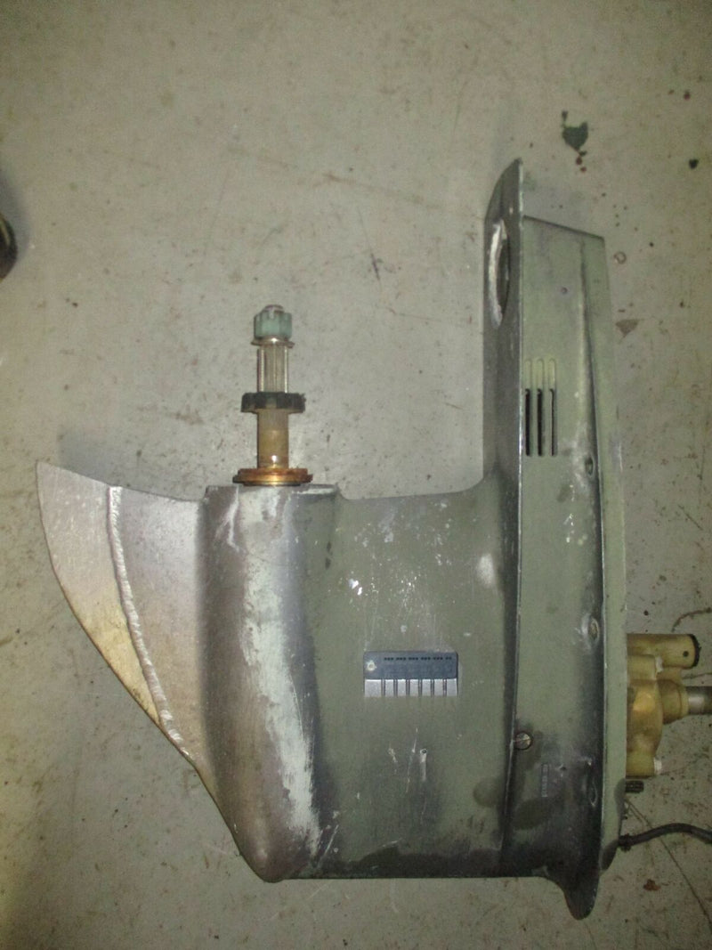 Yamaha 115hp 2 stroke outboard lower unit with 25" shaft