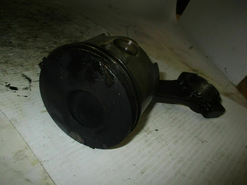 Evinrude ETEC 200hp outboard starboard piston and rod (5006517)