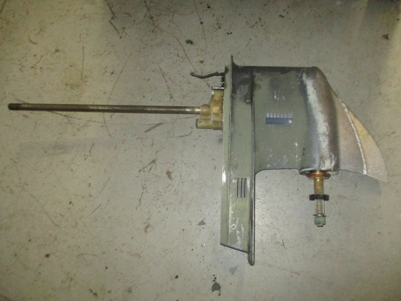 Yamaha 115hp 2 stroke outboard lower unit with 25" shaft
