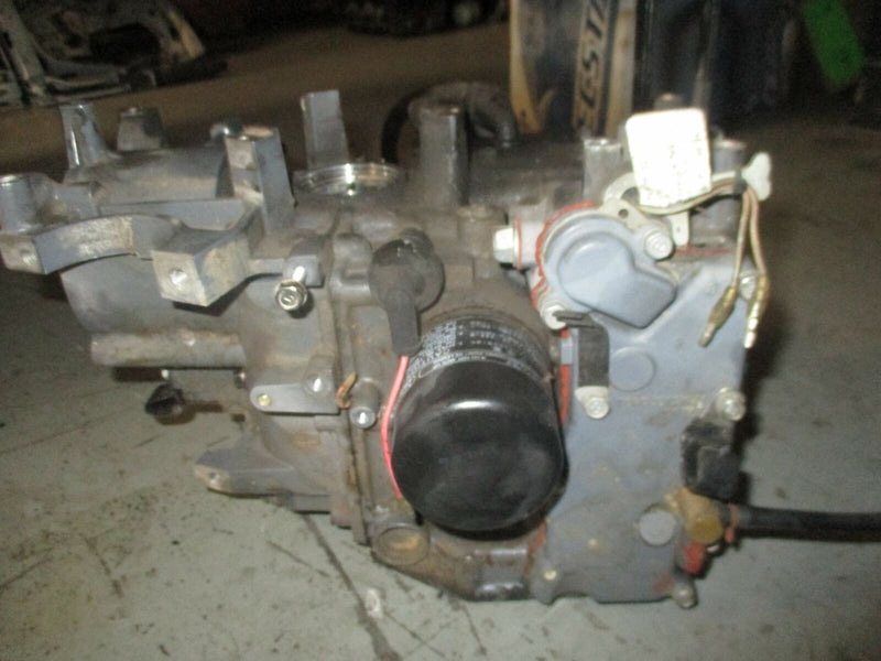 Yamaha 25hp 4 stroke outboard crankcase block