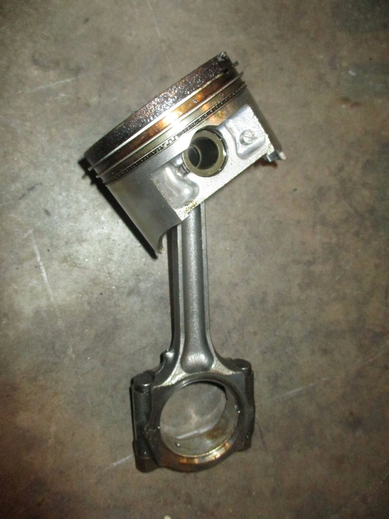 Suzuki DF115 115hp outboard crankshaft (12220-90J01), piston/rod, bearings
