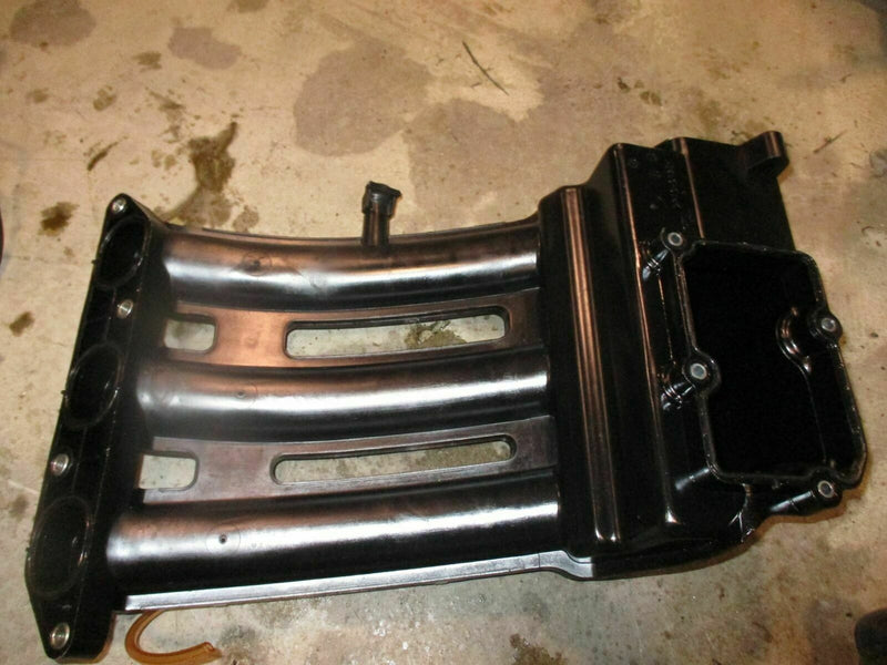 Yamaha 250hp 4 stroke outboard port intake manifold (6P2-13642-00-00)