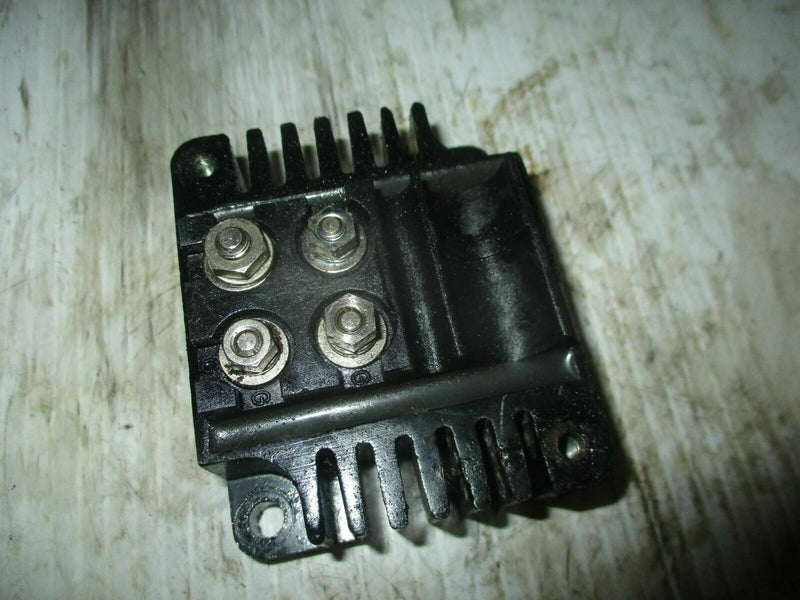 Yamaha 115hp 2 stroke outboard rectifier regulator (688-81960-61-00)