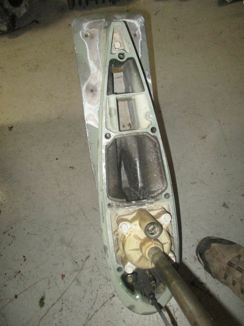 Yamaha 115hp 2 stroke outboard lower unit with 25" shaft