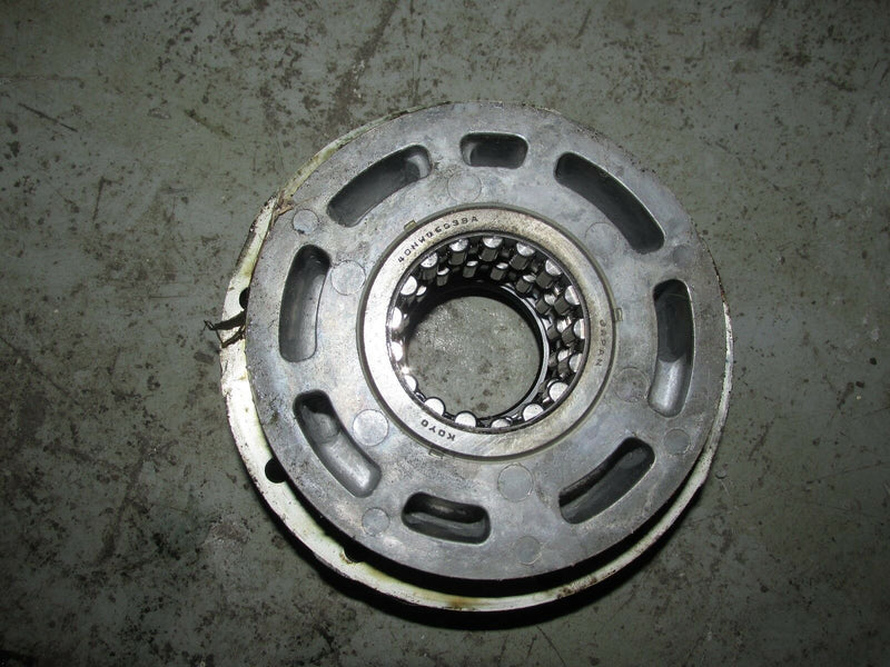 yamaha 200 hp PRO-V P200TLRV Crankshaft Bearing Carrier 6R3-15163-00-94